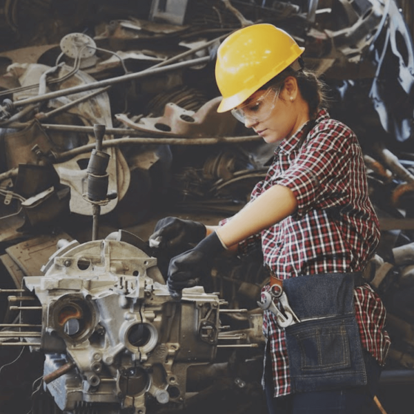Top 10 Translation Agencies in Chicago for Manufacturing & Technical Industry